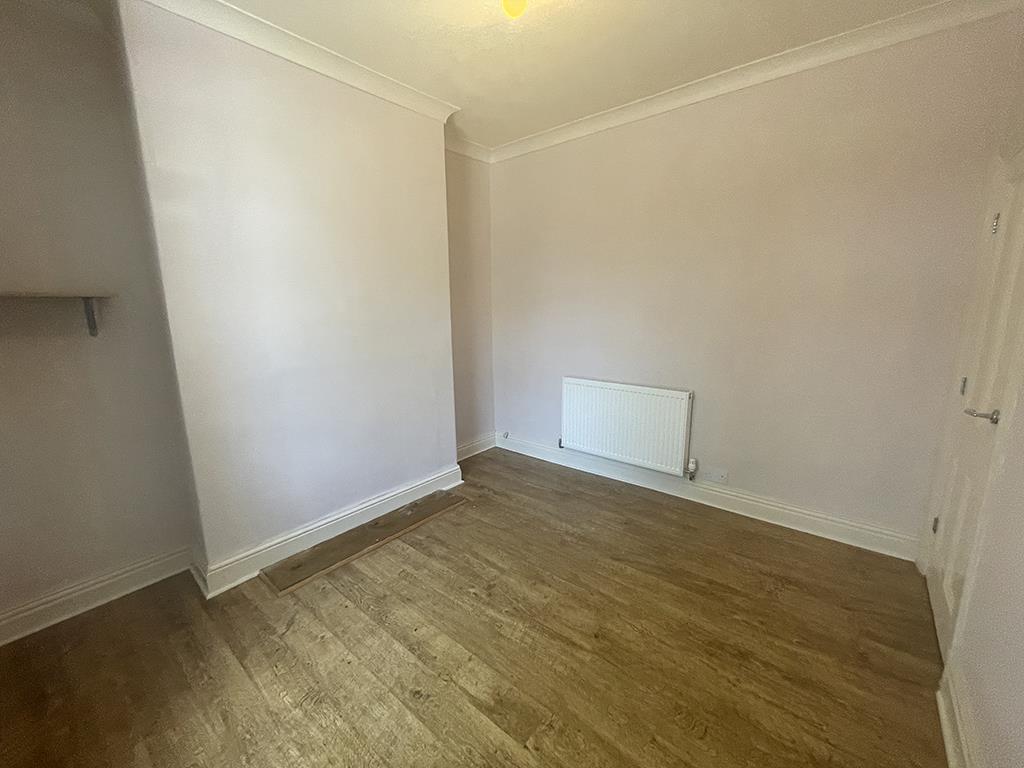 2 bedroom mid terrace house SSTC in Barnoldswick - IMG_4751.jpg